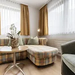 Chasa Vaidum By Mein - Mountain Homes