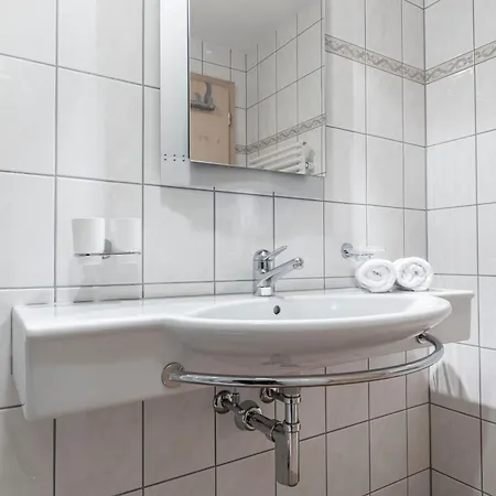 Chasa Vaidum By Mein - Mountain Homes