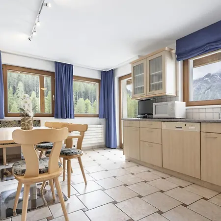 Chasa Vaidum By Mein - Mountain Homes