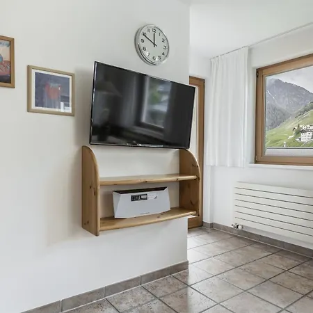 Chasa Vaidum By Mein - Mountain Homes Apartment *