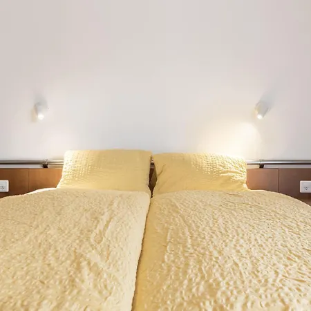 Chasa Vaidum By Mein - Mountain Homes *