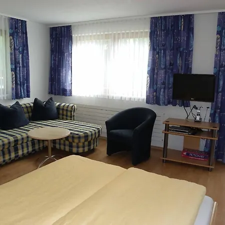 Chasa Vaidum Apartment