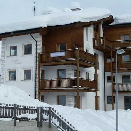 Chasa Vaidum Apartment *