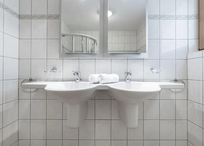 Chasa Vaidum By Mein - Mountain Homes