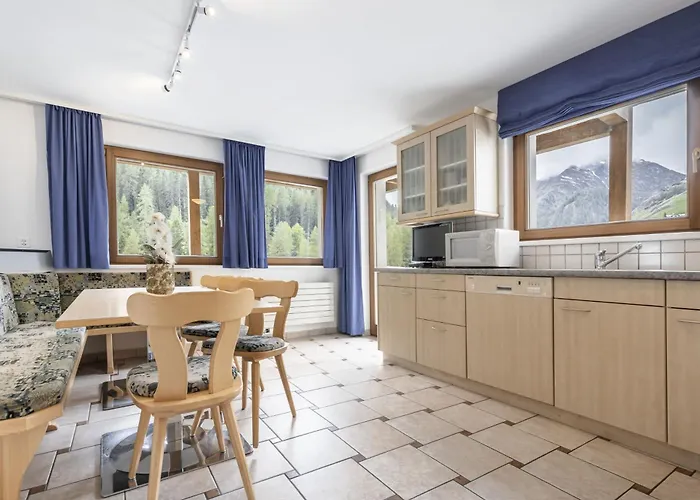 Chasa Vaidum By Mein - Mountain Homes