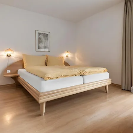 Chasa Vaidum By Mein - Mountain Homes Apartment