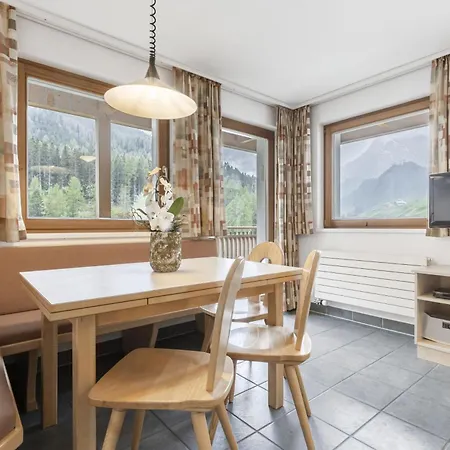 Chasa Vaidum By Mein - Mountain Homes Apartment